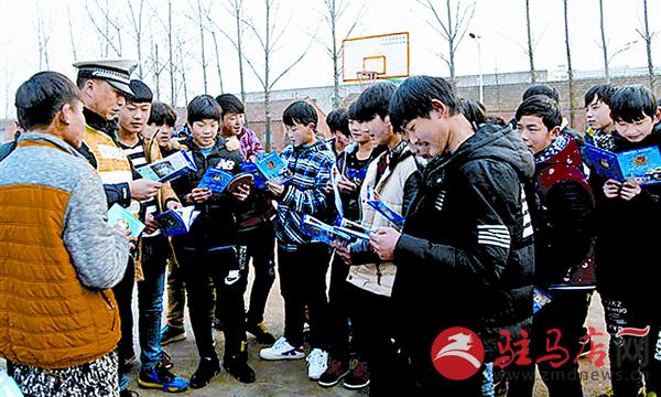 zhaol160131.jpg