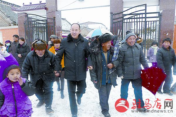 zhaol160145.jpg