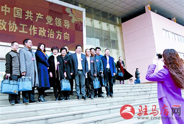 zhaol160283.jpg