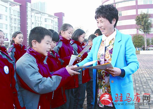 zhaol16112.jpg