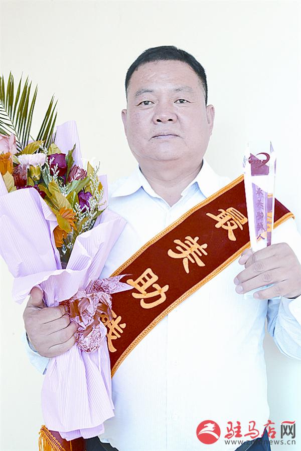 hxy1705173.jpg