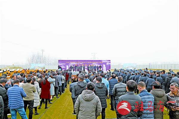 yangf19036.jpg