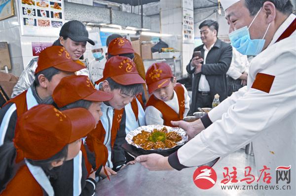 jiaoyp180335.jpg