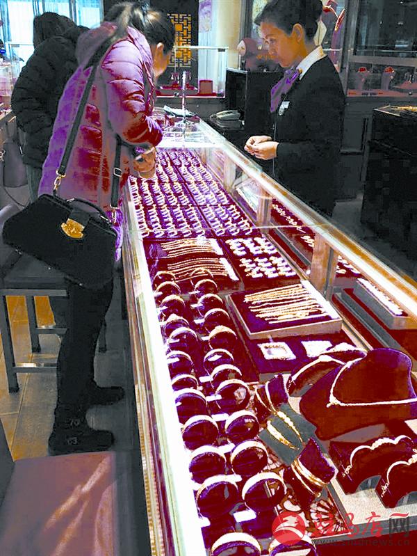 yuanzh150458.jpg