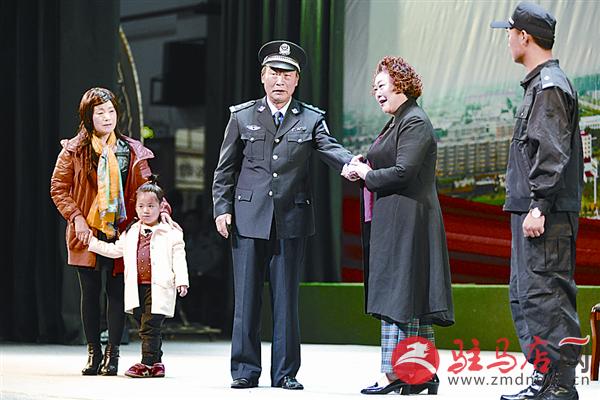 wangk1707127.jpg