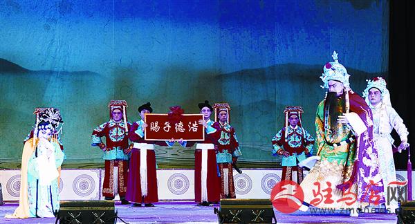 zhaol160754.jpg