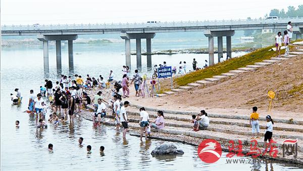 wangj1507144.jpg