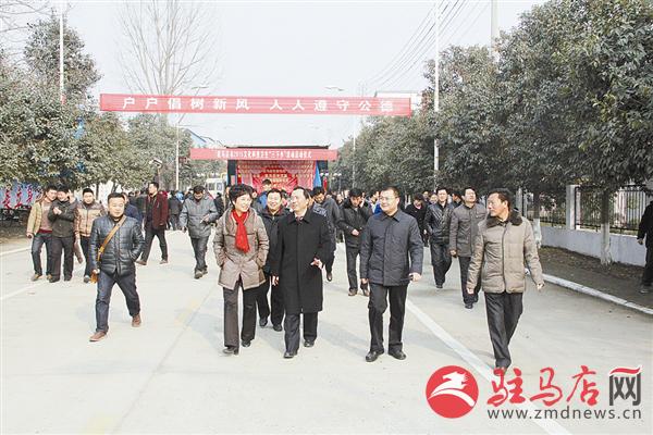 zhangz1504178.jpg