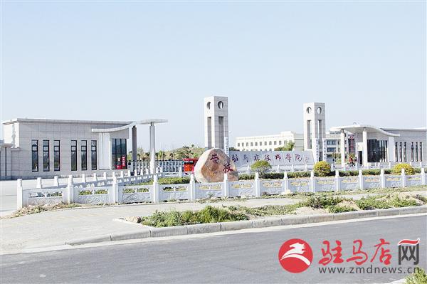 zhangz1504170.jpg