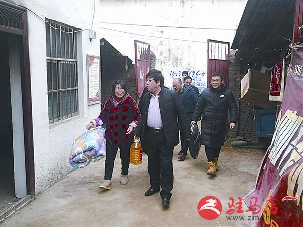 zhangxj1901135.jpg