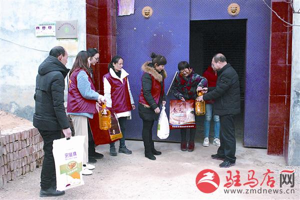 zhangxj1901138.jpg