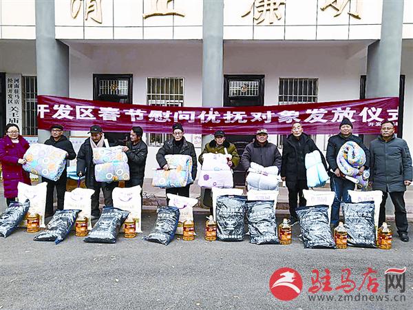 zhangxj1901140.jpg
