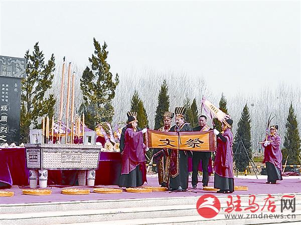 shixy1803122.jpg