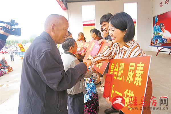 yangxh18092321.jpg
