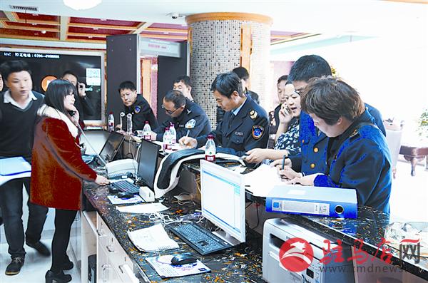 wangj1504162.jpg