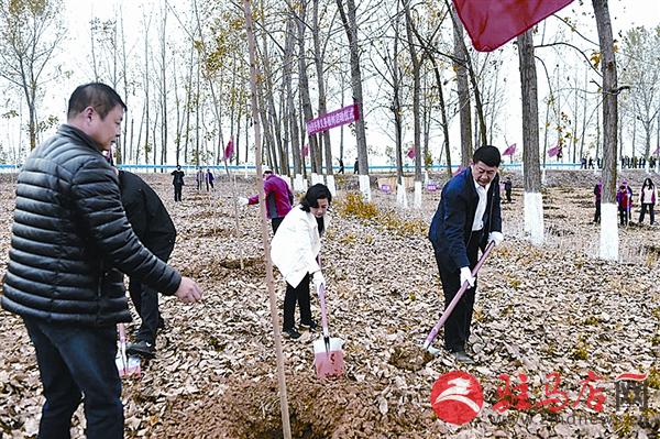 yangxh1811139.jpg