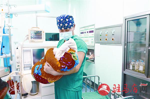 yangxh1812156.jpg