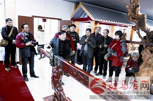 zhengg14120.jpg