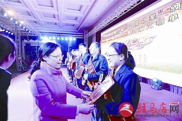 guojg1711199.jpg