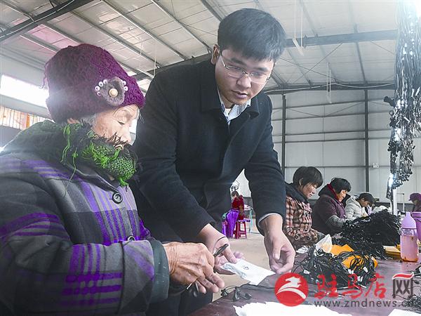yangxh1812146.jpg